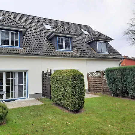 Neue Reihe Holiday home Zingst