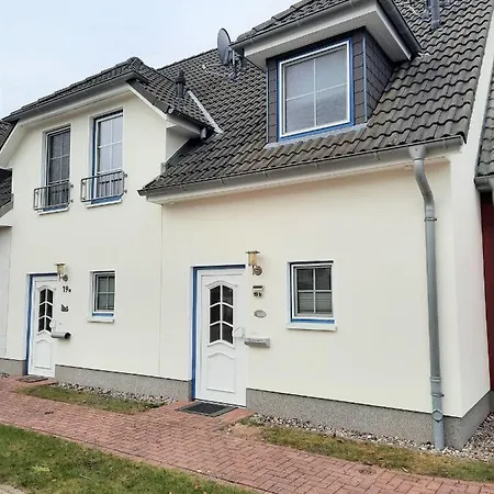 Neue Reihe Holiday home Zingst